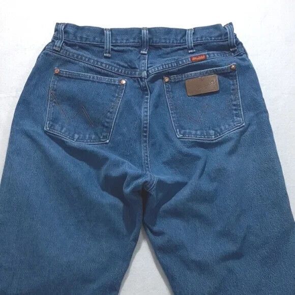 Wrangler women's size 13 blue jeans 13X34 Inseam measures 33 inches - Picture 5 of 14